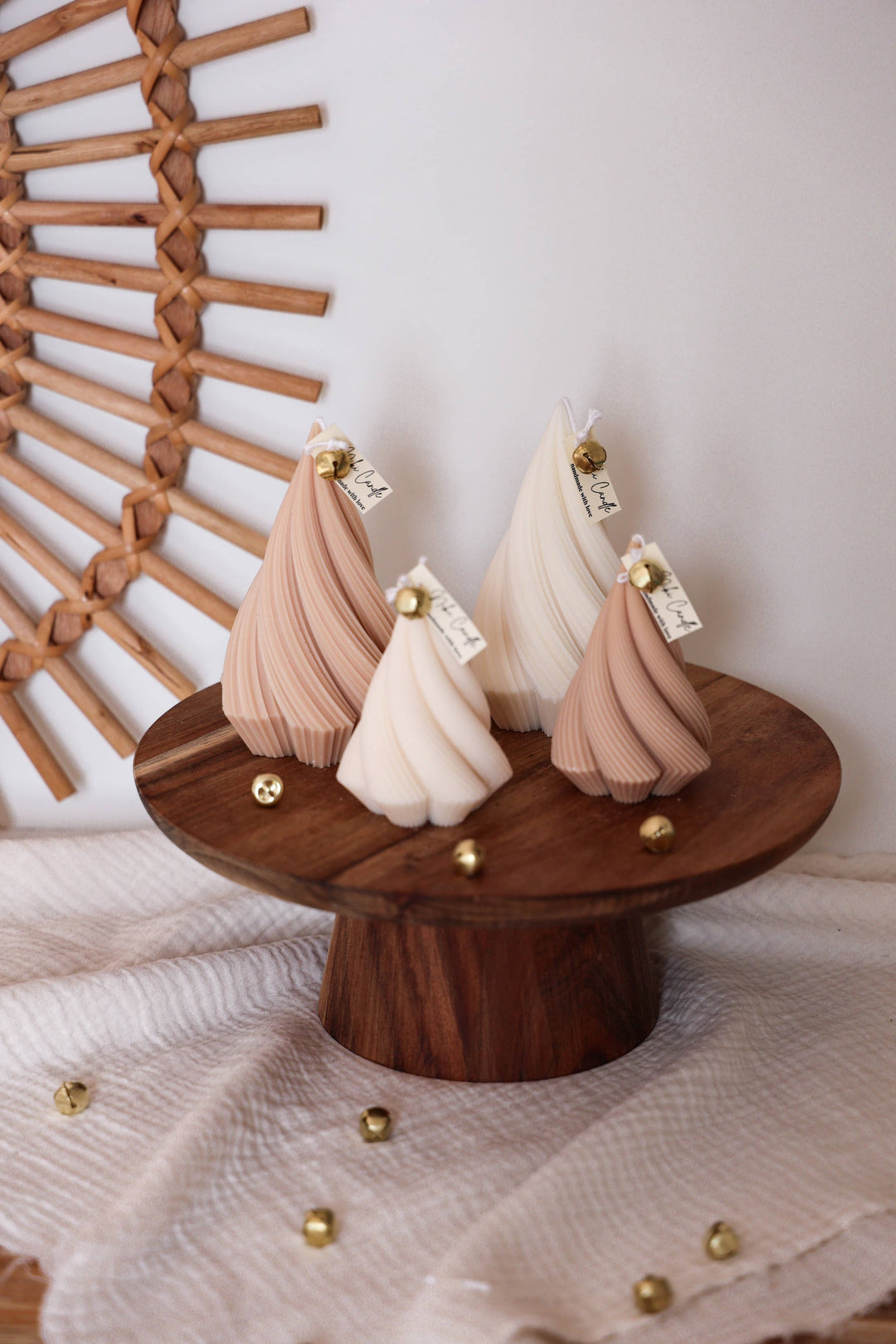 Large Swirl Christmas Tree