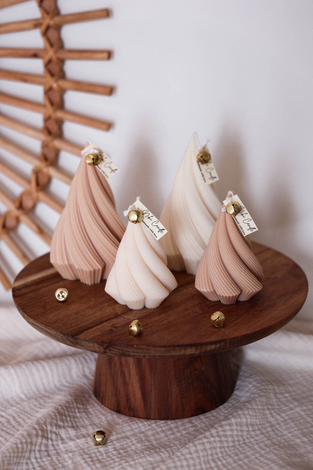 Large Swirl Christmas Tree